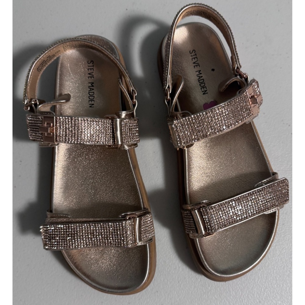 Steve Madden Girls 4 Mona Flat Sandal Rhinestone Embellishments Vacation Cute